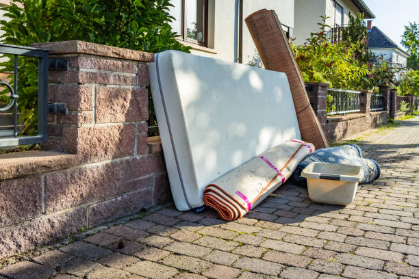 Best Yard Waste Removal  in Mallory, WV